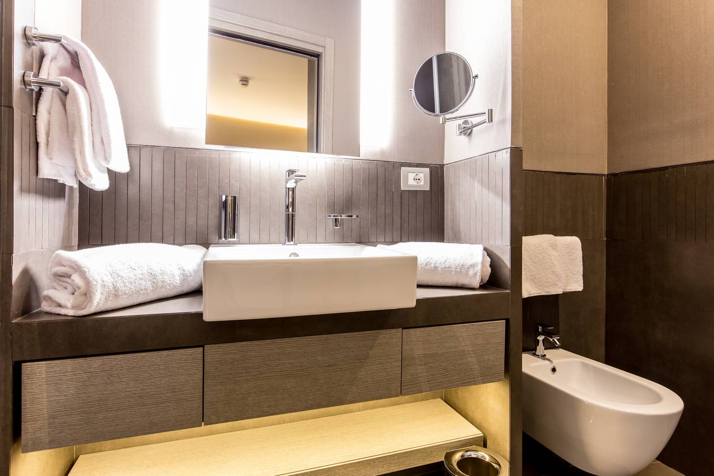 Orazio-Palace-Room-19