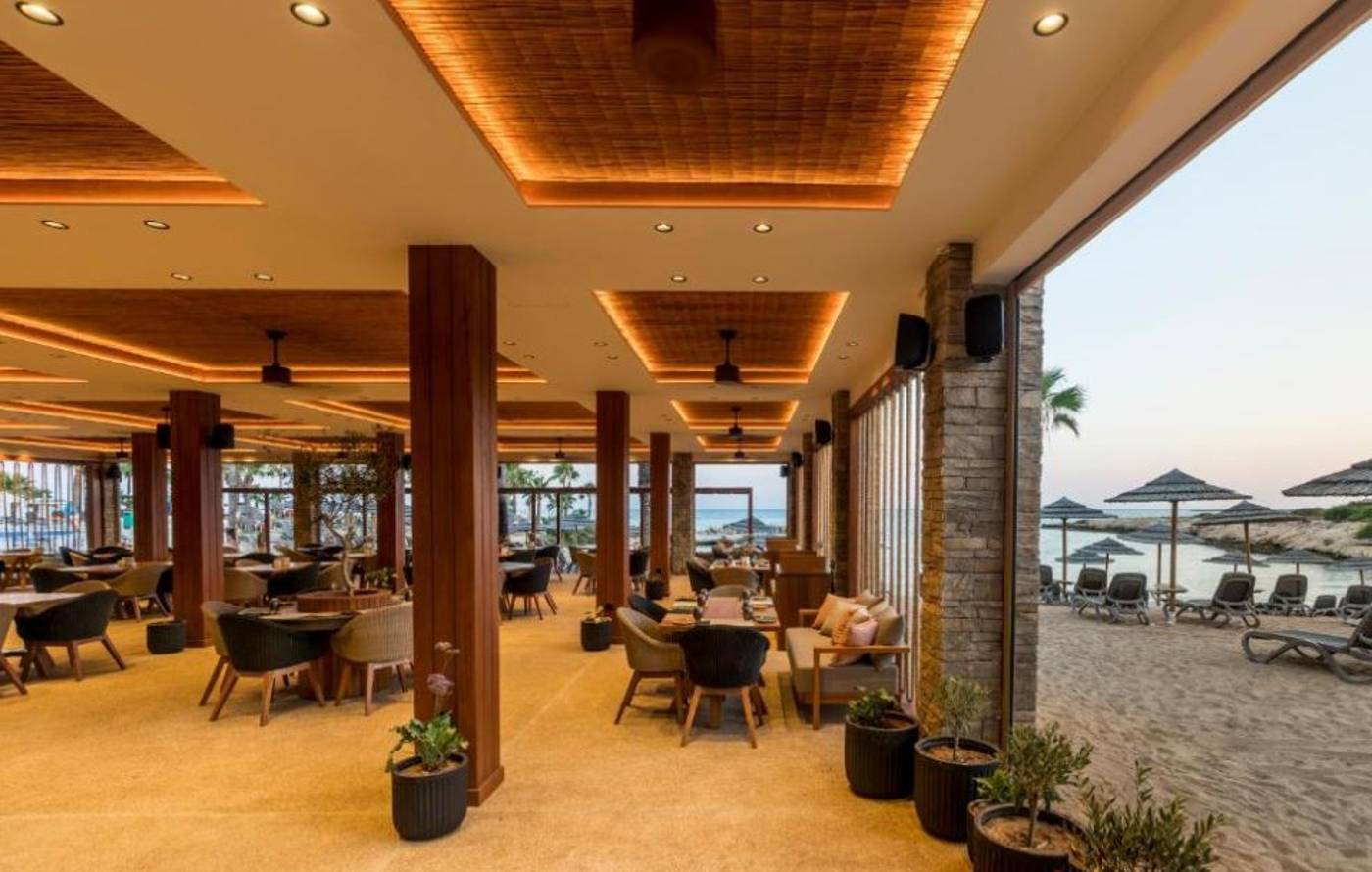 Adams-Beach-Hotel-Restaurant-62