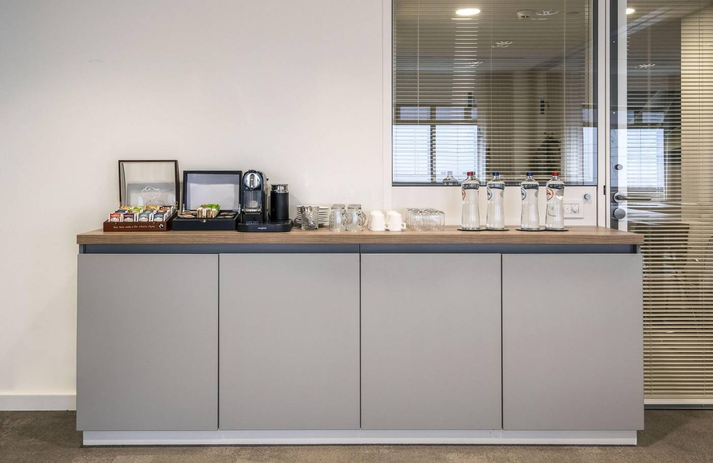 Element-Amsterdam-Bar-17