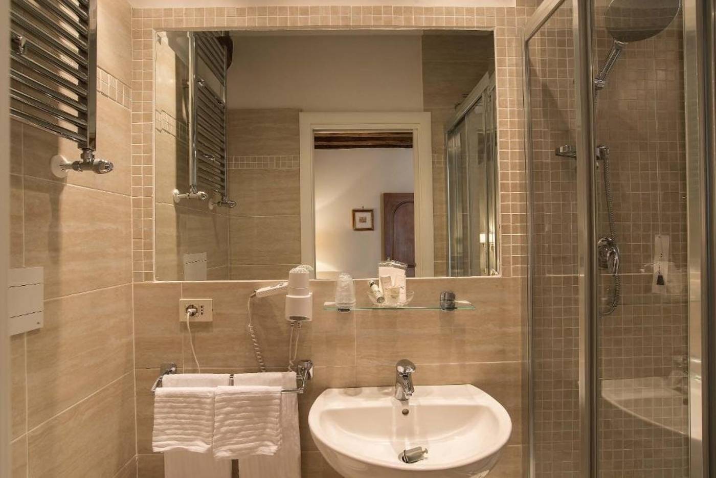 Relais-Le-Clarisse-Room-16