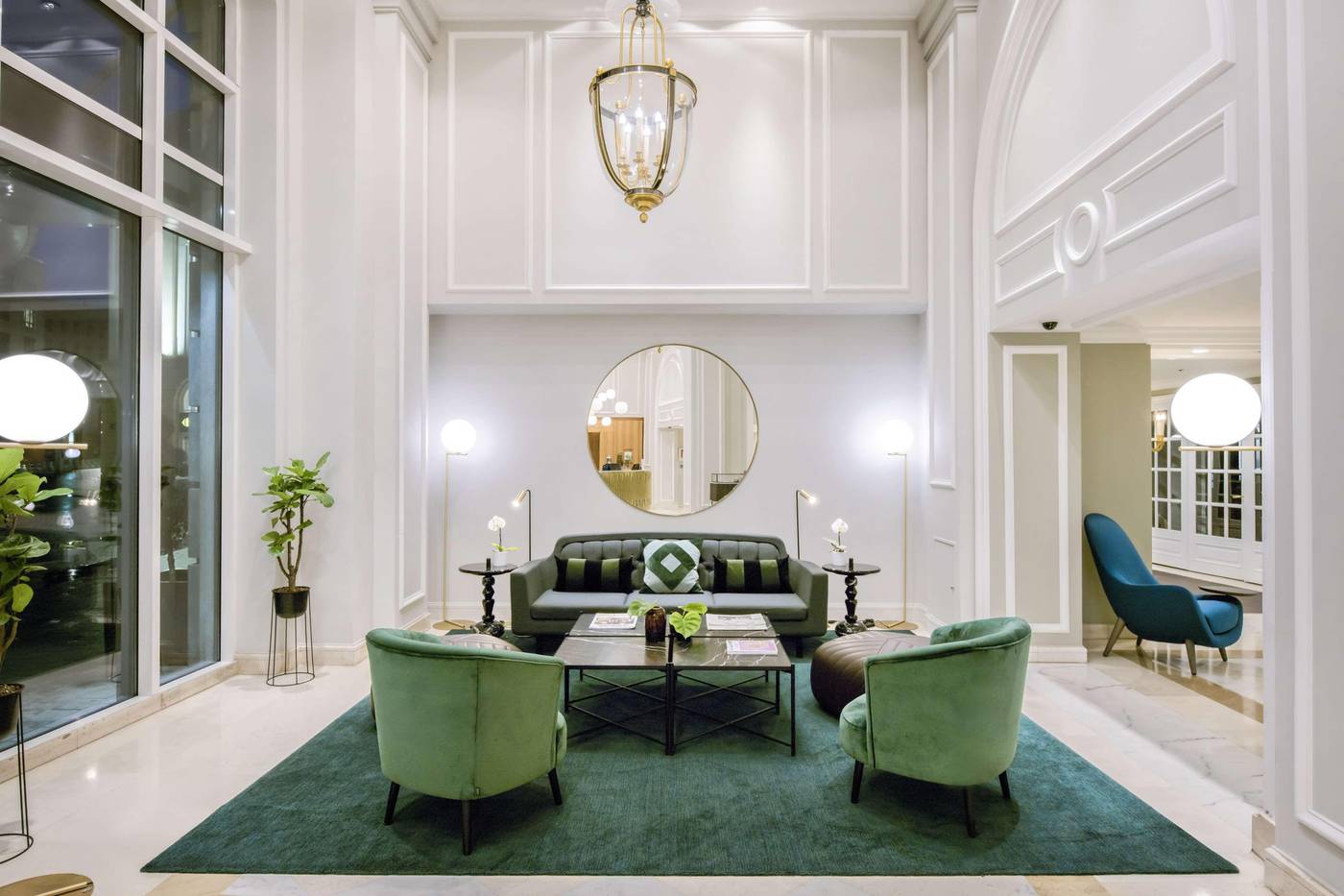 Hilton-Brussels-Grand-Place-Lobby-1