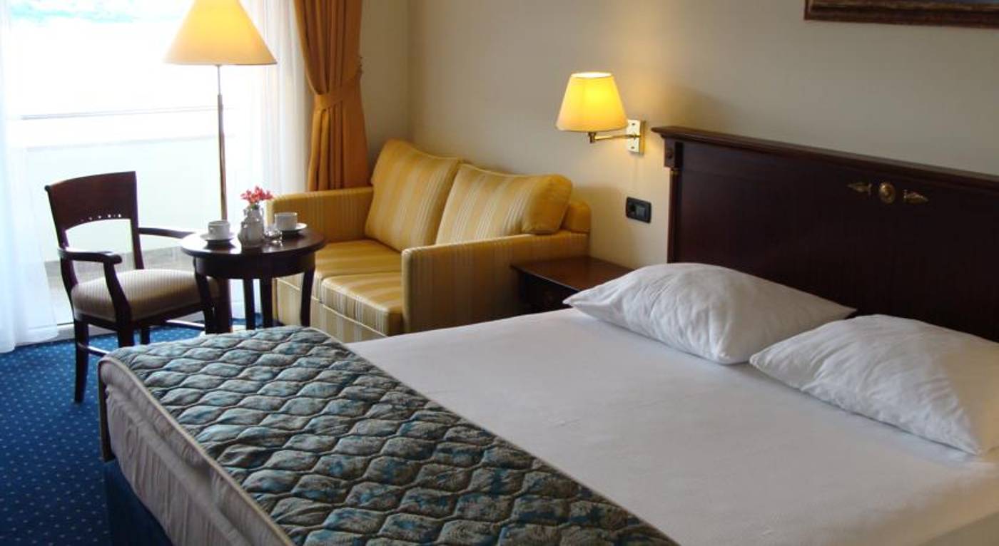 Meridijan - Adults Only