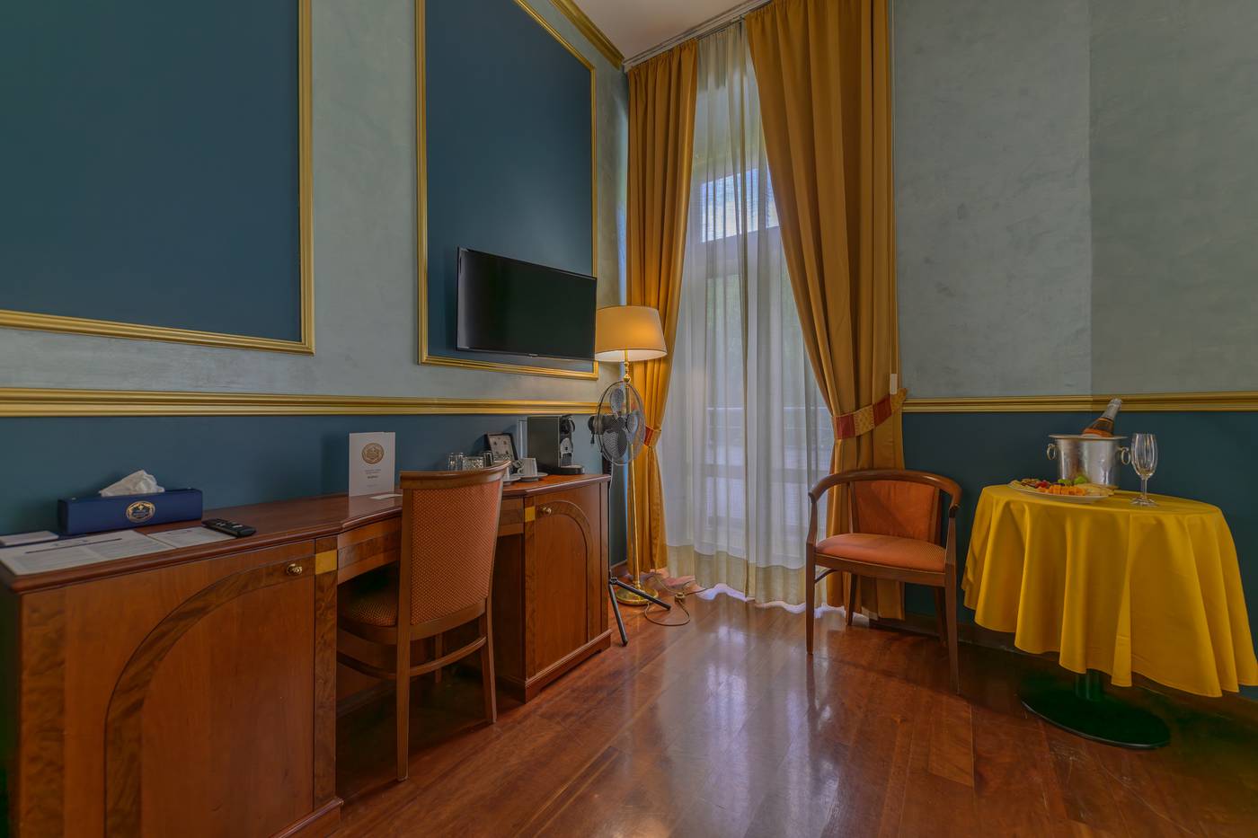 Hotel-Kinsky-Fountain-Room-39