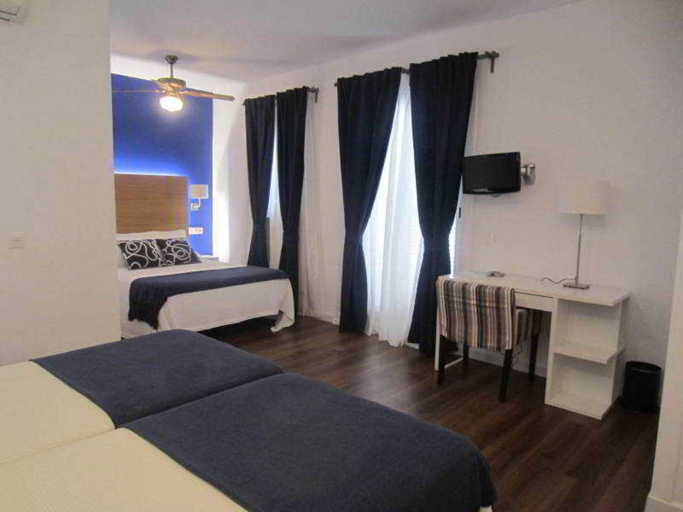 Hotel-LLorca-Room-12