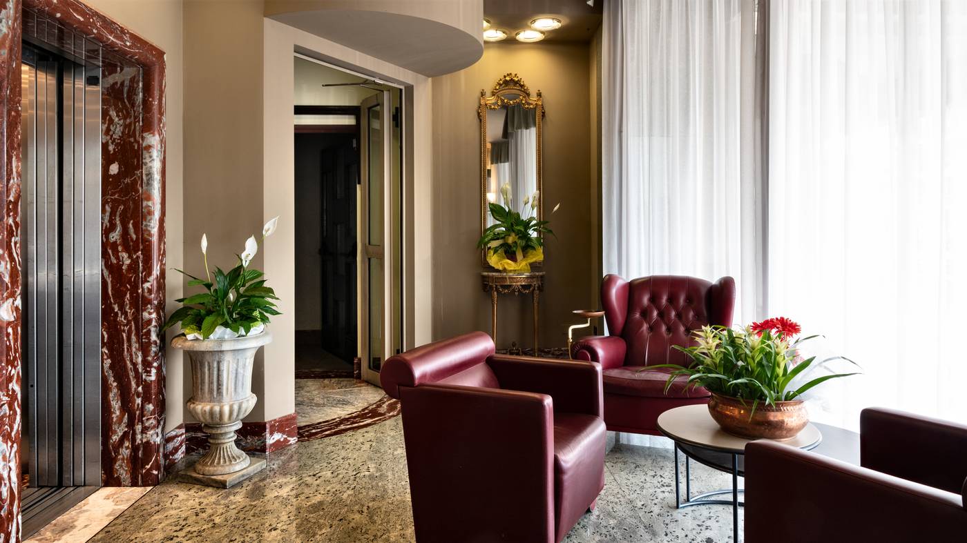 Sunflower-Hotel-Lobby-2