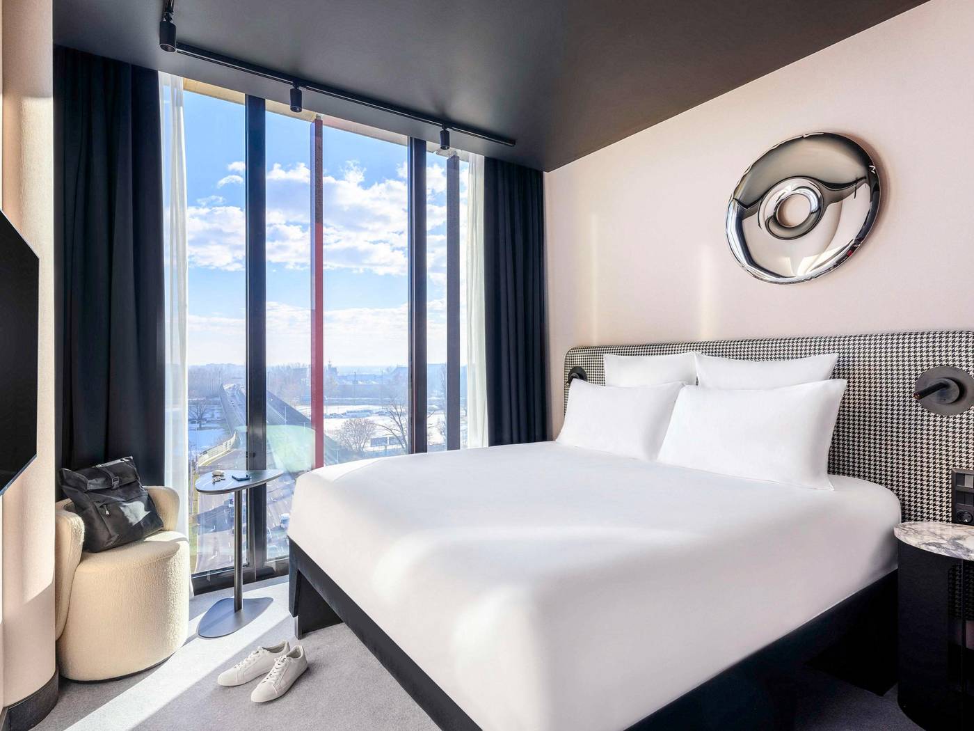 Tribe-Budapest-Stadium-Room-26