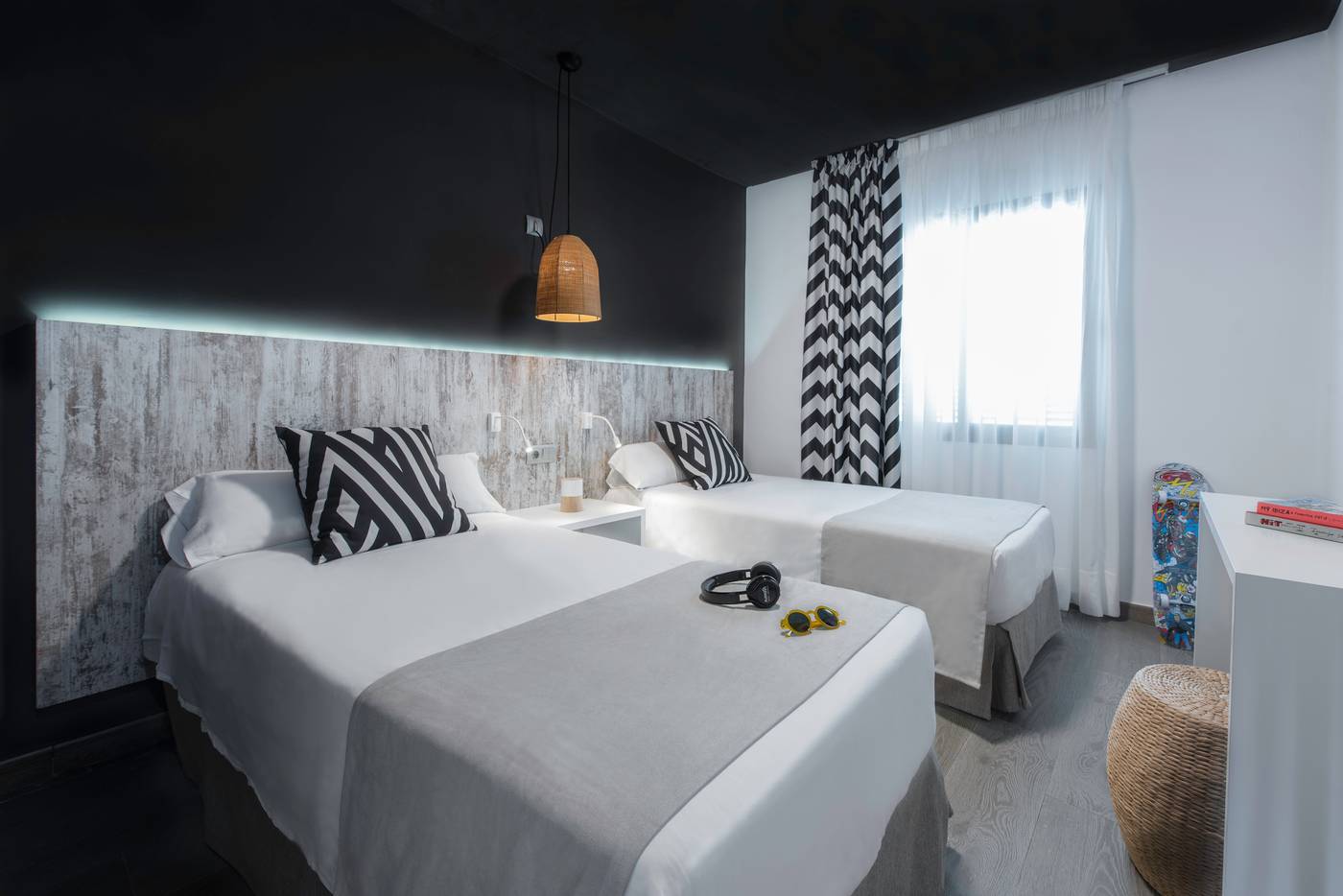 Aparthotel-Playasol-Mogambo-Room-13