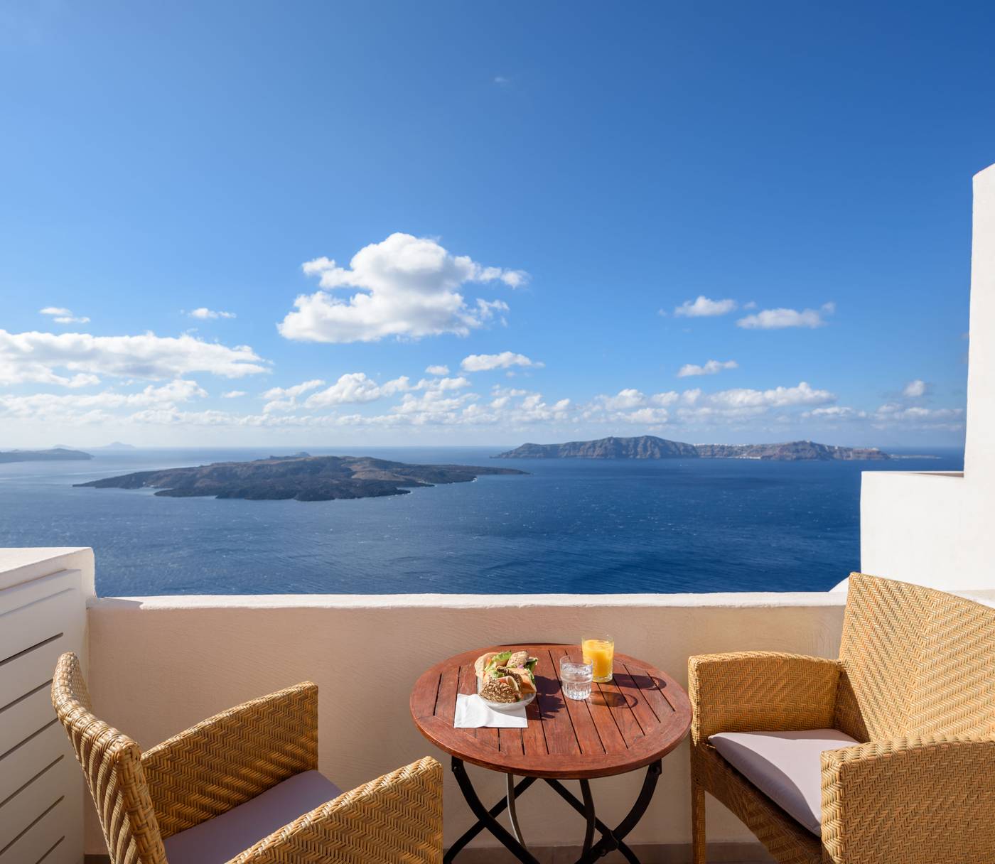 Panorama-Santorini-Boutique-Hotel-Room-47