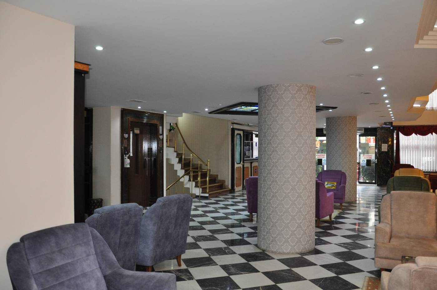 Tayhan-Hotel-Lobby-13