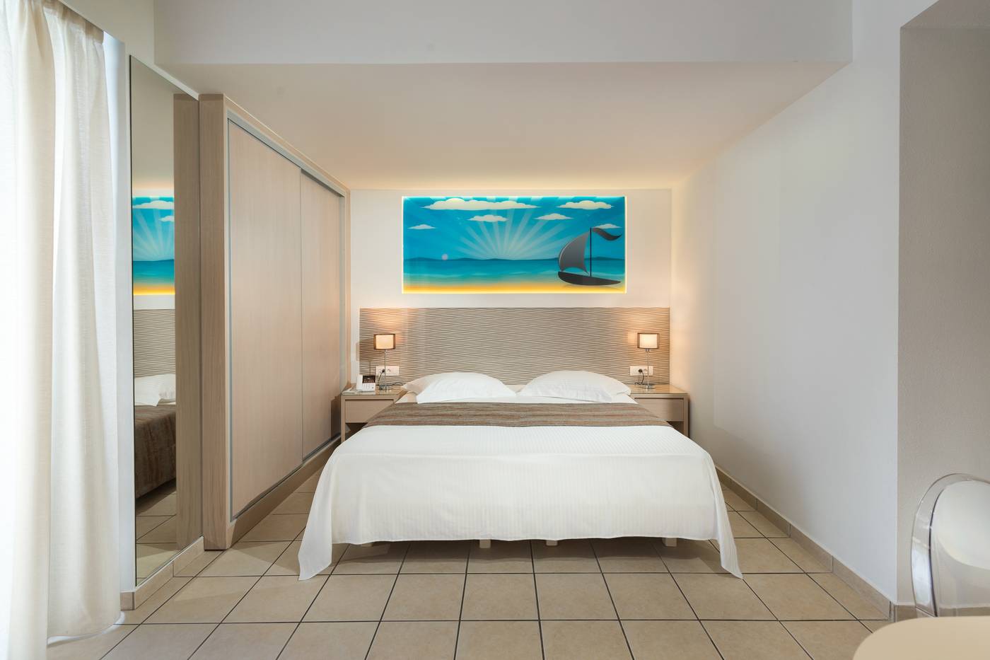 Alexandra-Room-12