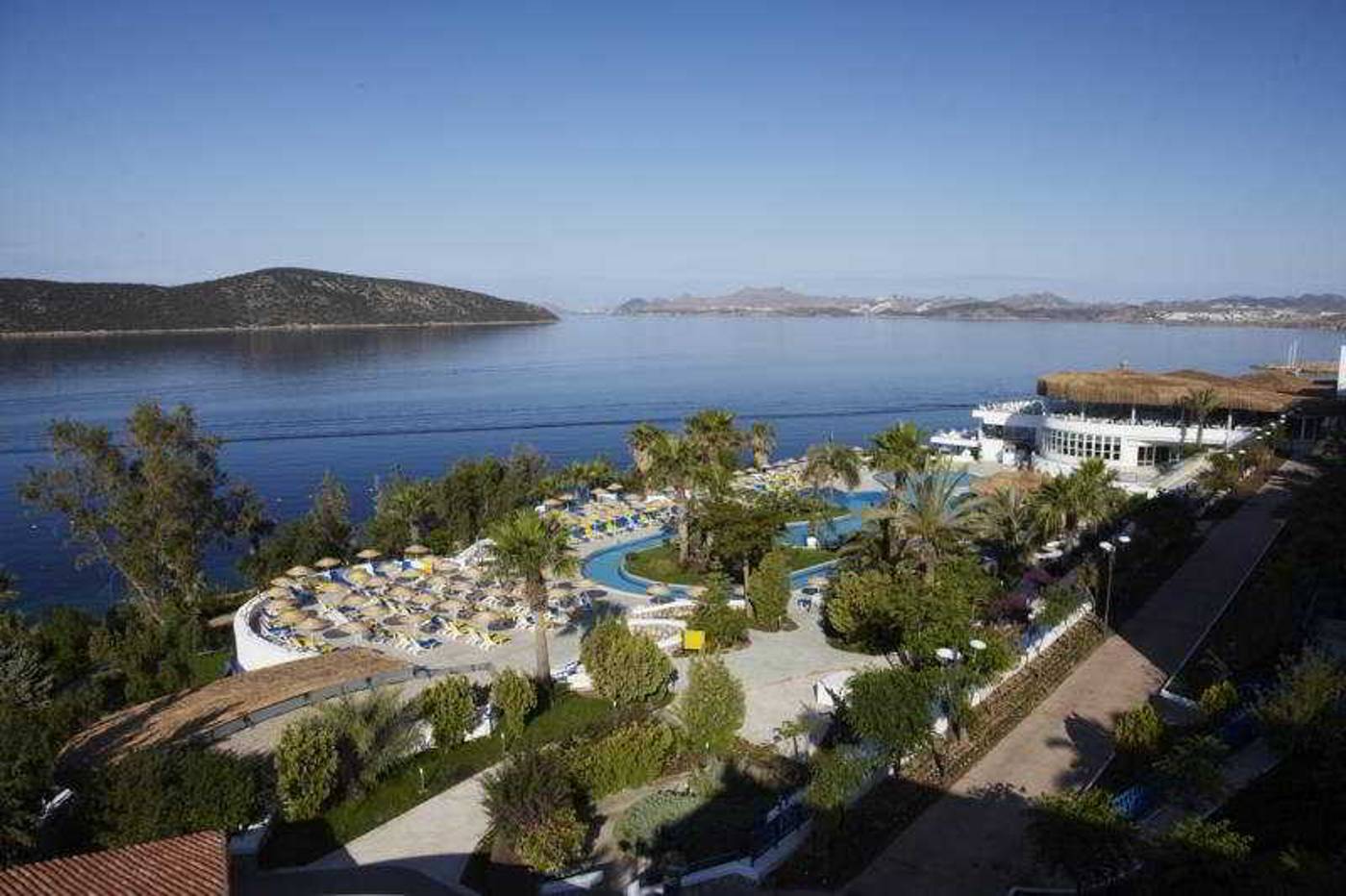 Bodrum-Holiday-Resort-and-Spa-General-view-8
