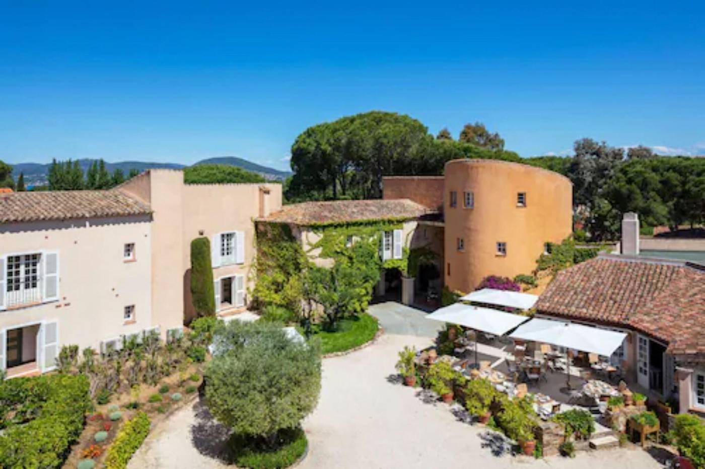 La-Mandarine-Room-14