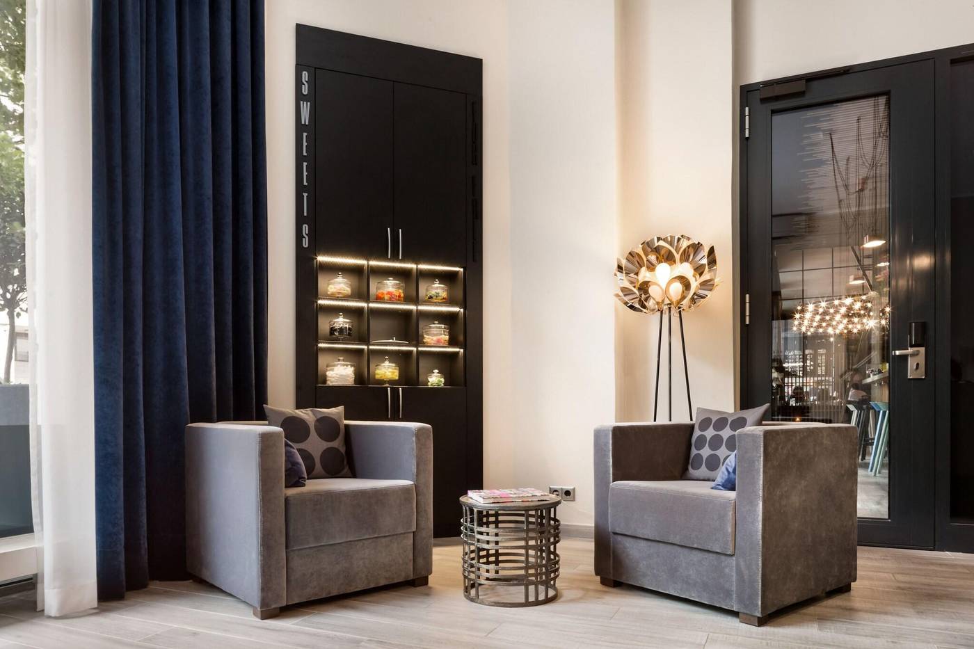 Lux-11-Berlin-Mitte-Lobby-4