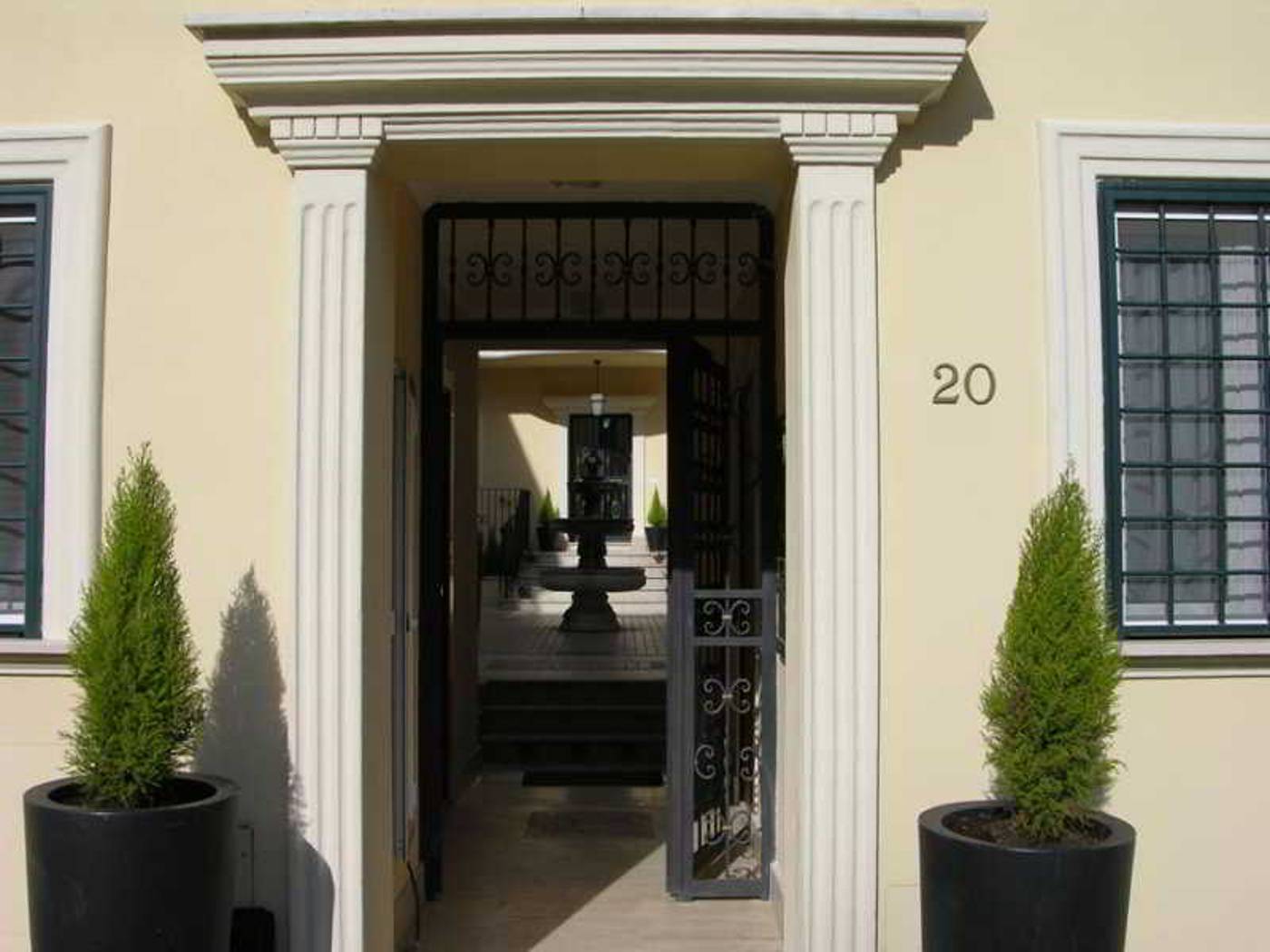 Aurelia-Vatican-Apartments-Lobby-70