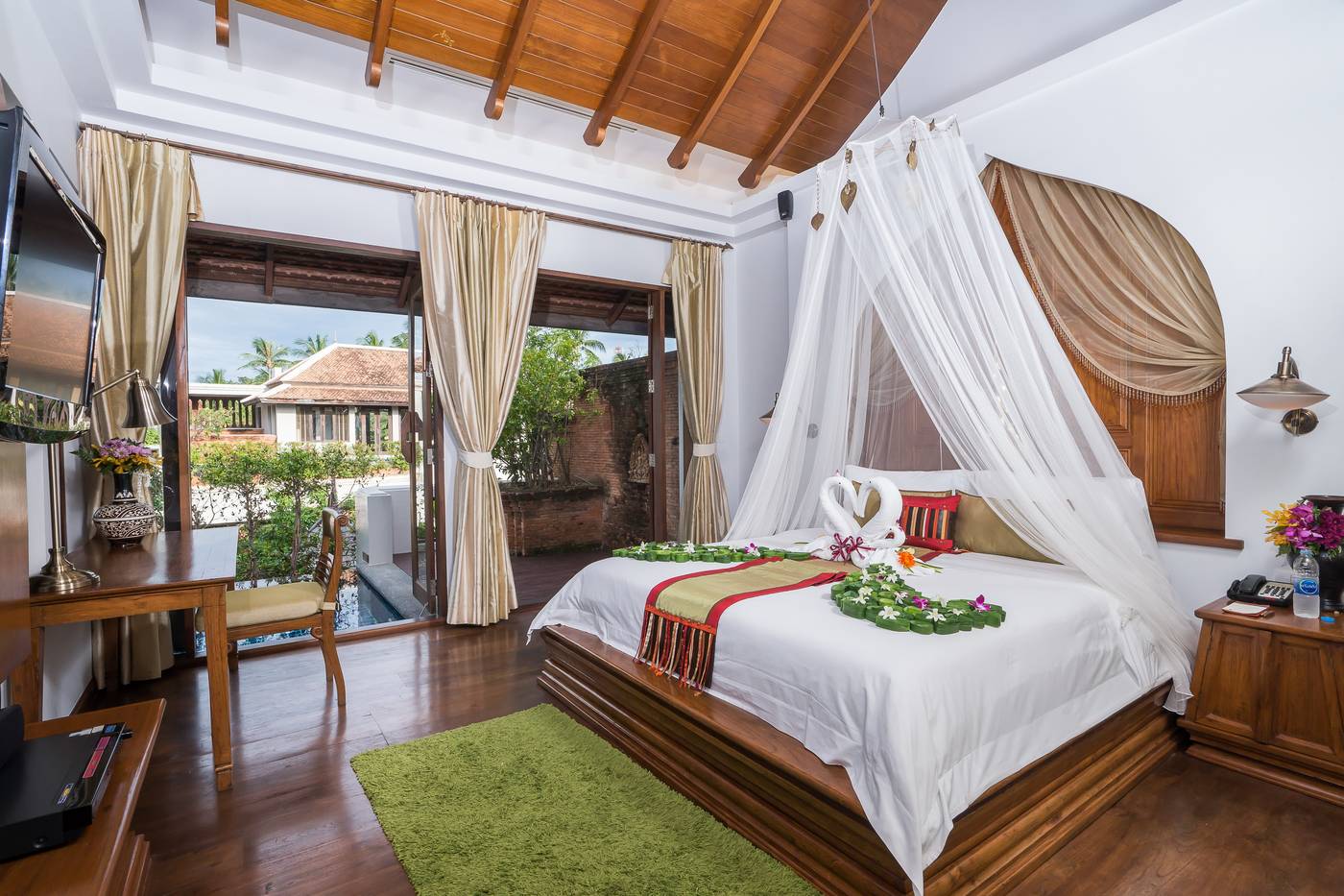 Royal-Muang-Samui-Villas-Room-24