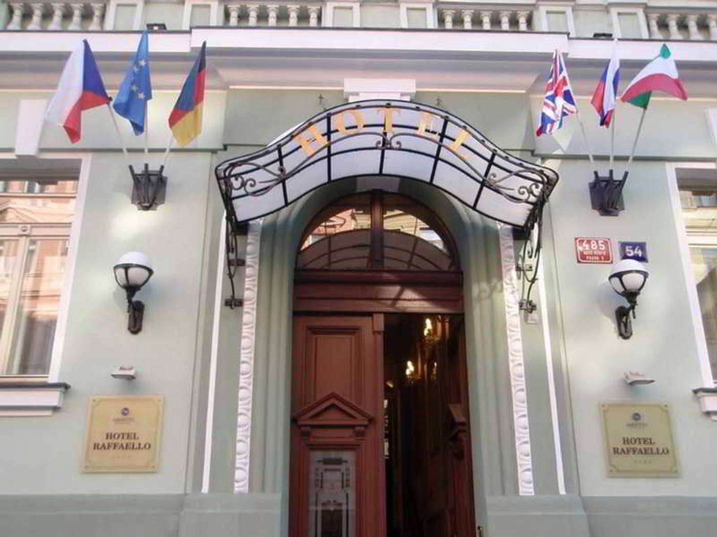 Hotel Raffaello-Czech Republic-PRAGUE-General view-2