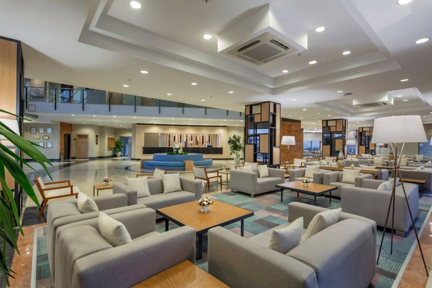 Novum-Garden-Side-Hotel-Lobby-23