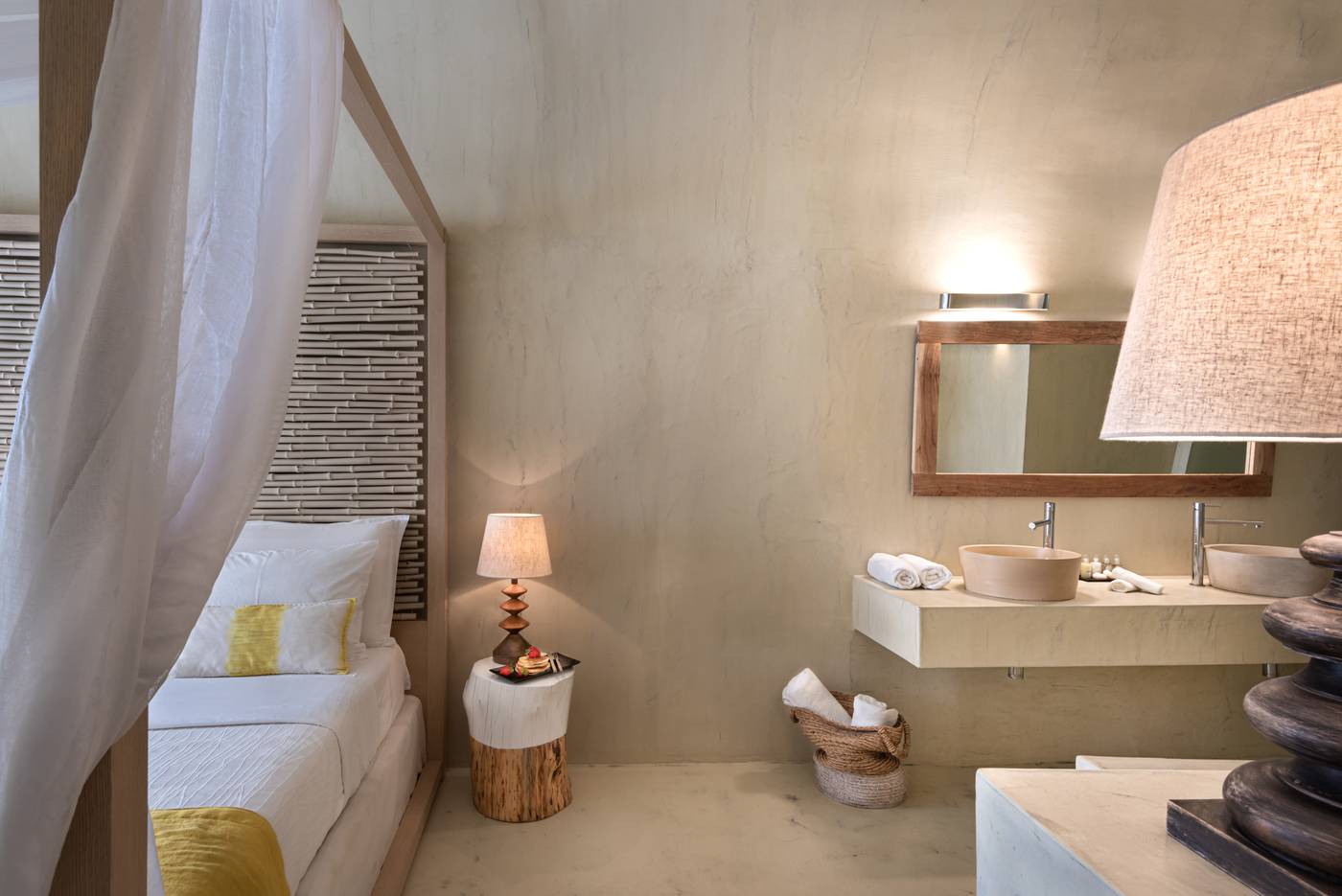 Mythical-Blue-Luxury-Suites-Room-25