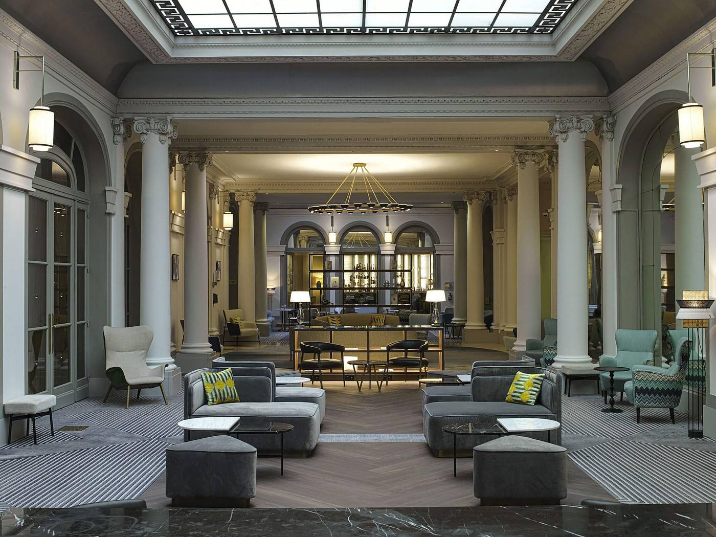Marriott-Hotel-Paris-Opera-Ambassador-Lobby-2
