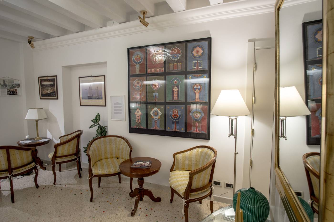 Antigo-Trovatore-Lobby-5