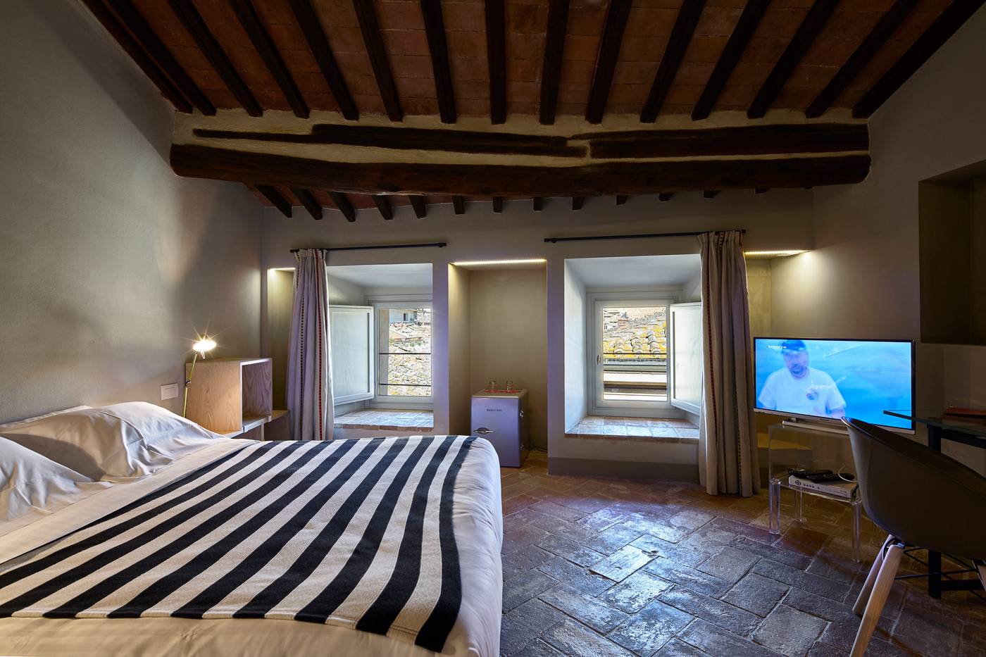 Palazzetto-Rosso-Room-4