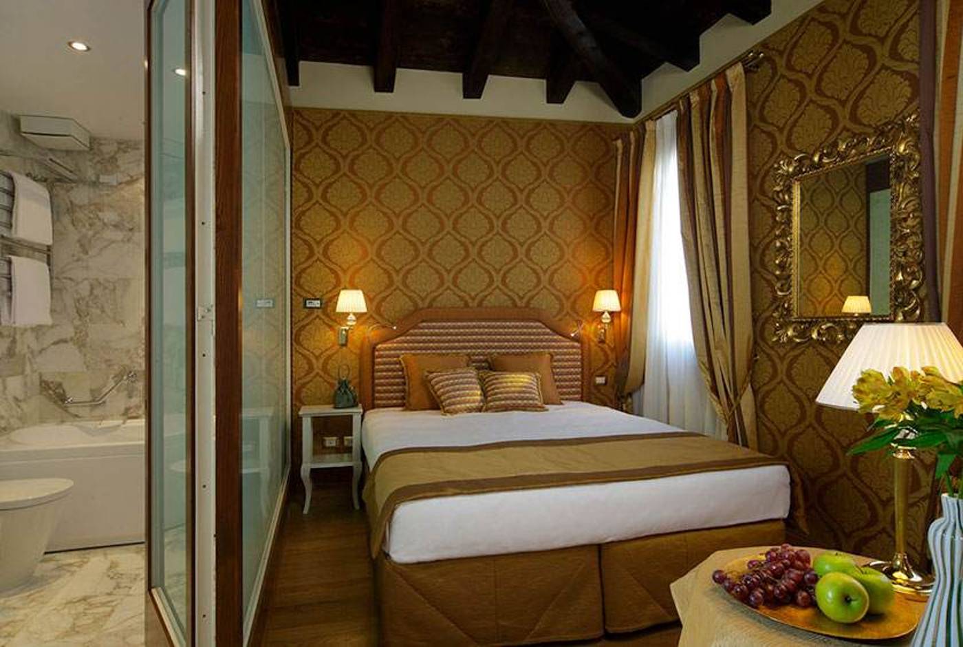 Ca--dei-Conti-Room-28