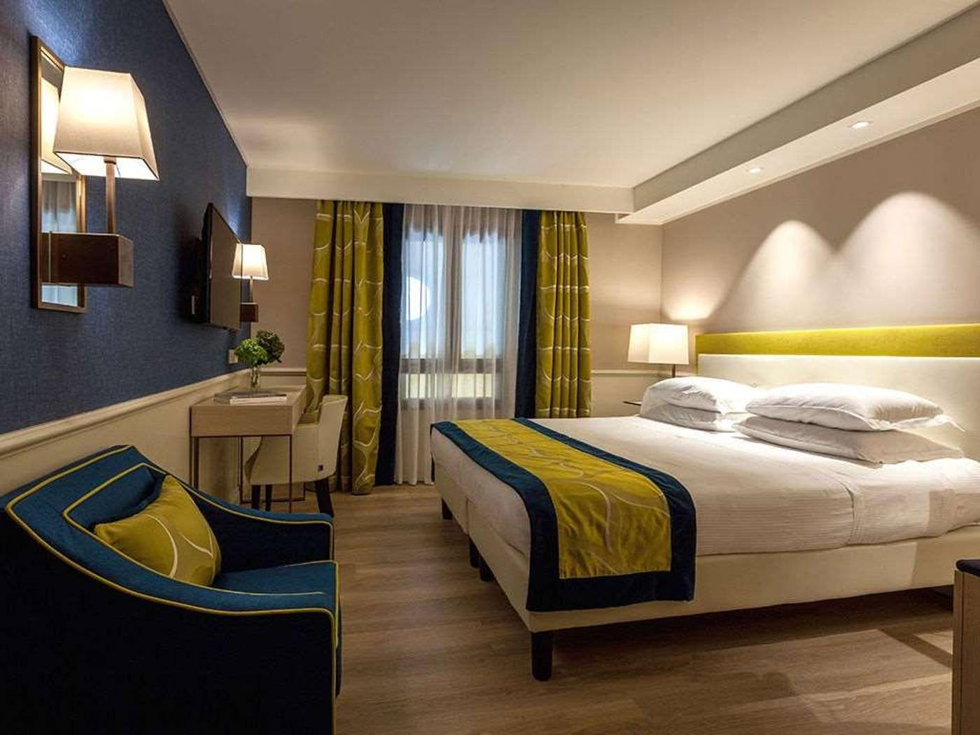 Best-Western-Hotel-Canon-d-Oro-Room-32