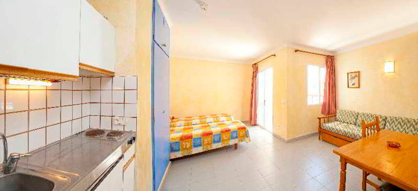 Solbay-Room-9
