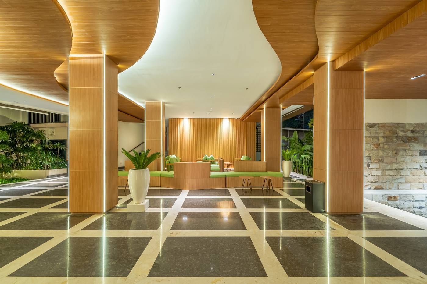 Cross Vibe Paasha Atelier Bali Kuta-Indonesia-BALI-Lobby-5