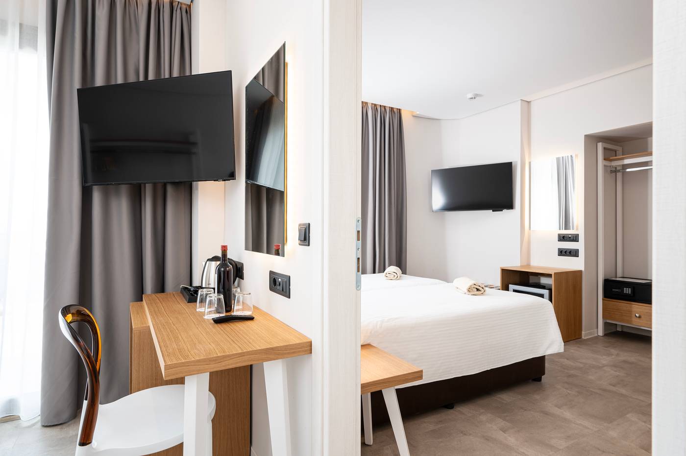 Athina-Palace-Resort---Spa-Room-38