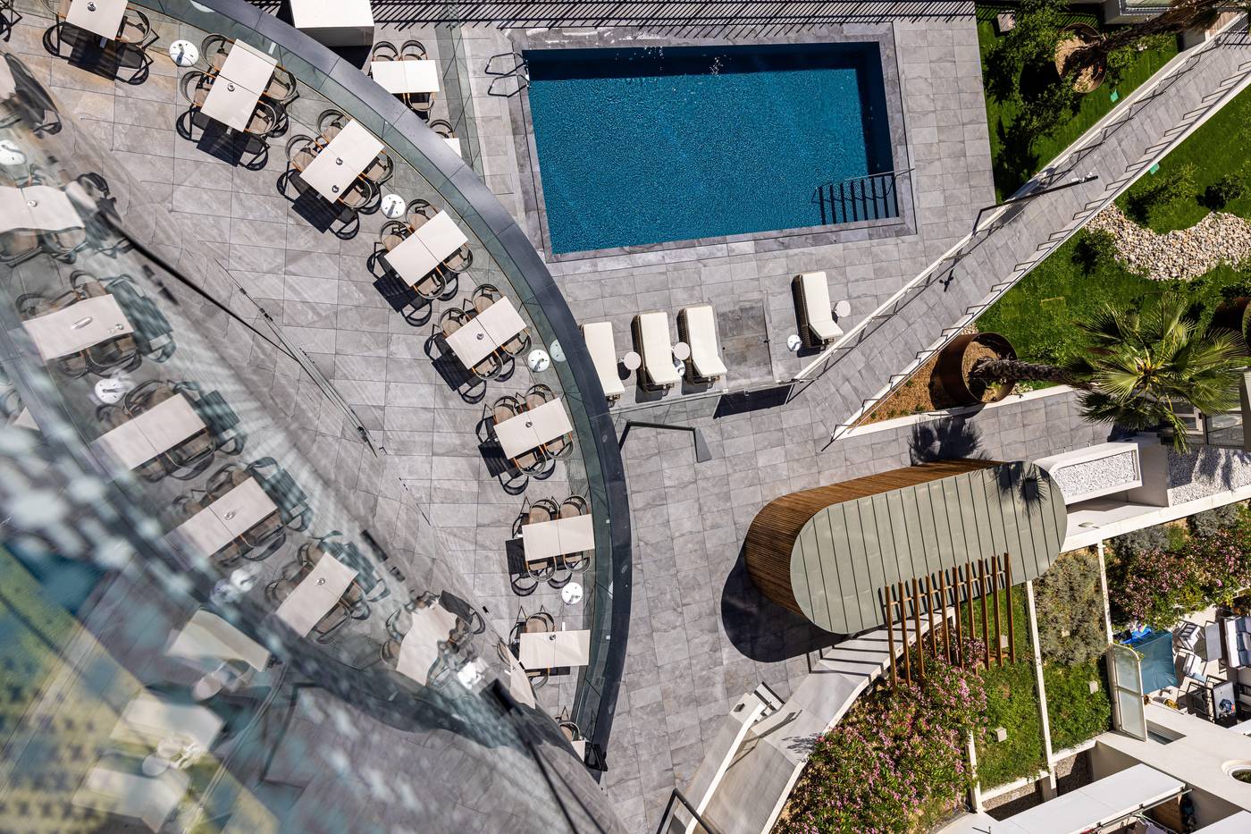 Crowne Plaza Marseille Le Dome-France-MARSEILLE-General view-9