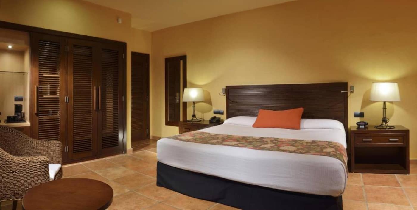 Catalonia-Riviera-Maya-All-Inclusive-Room-34