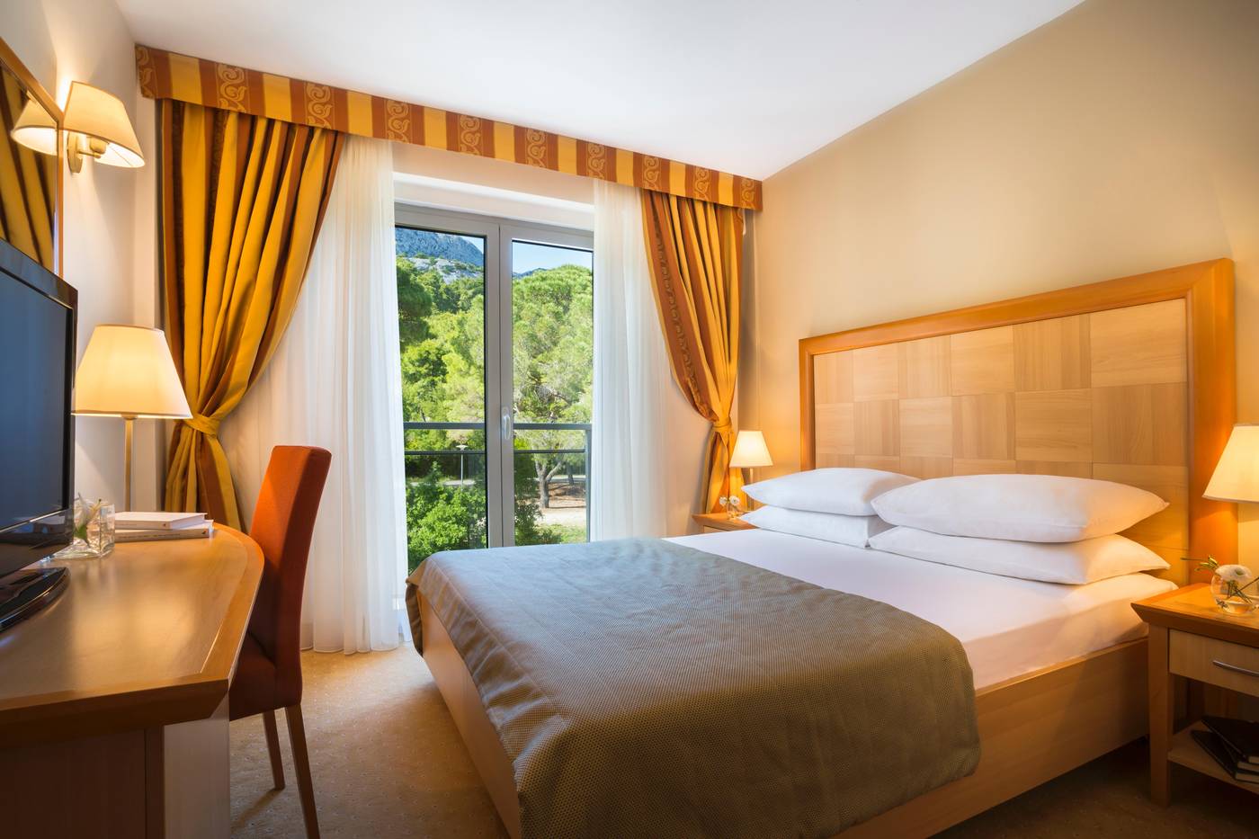 Aminess-Grand-Azur-Hotel-Room-37