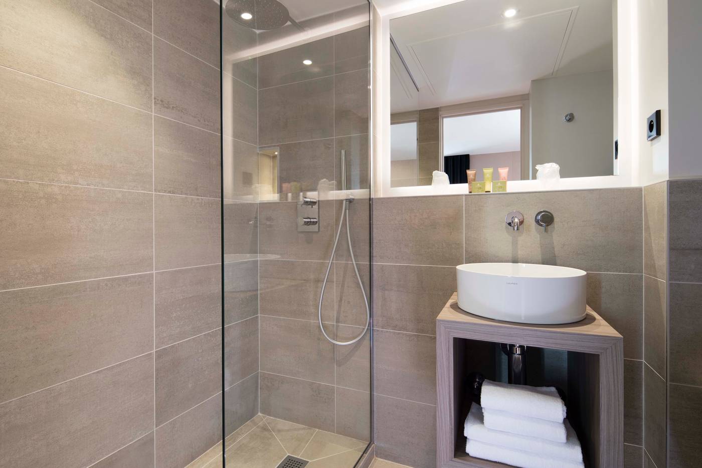 Hotel-Jardin-des-Plantes-Room-20