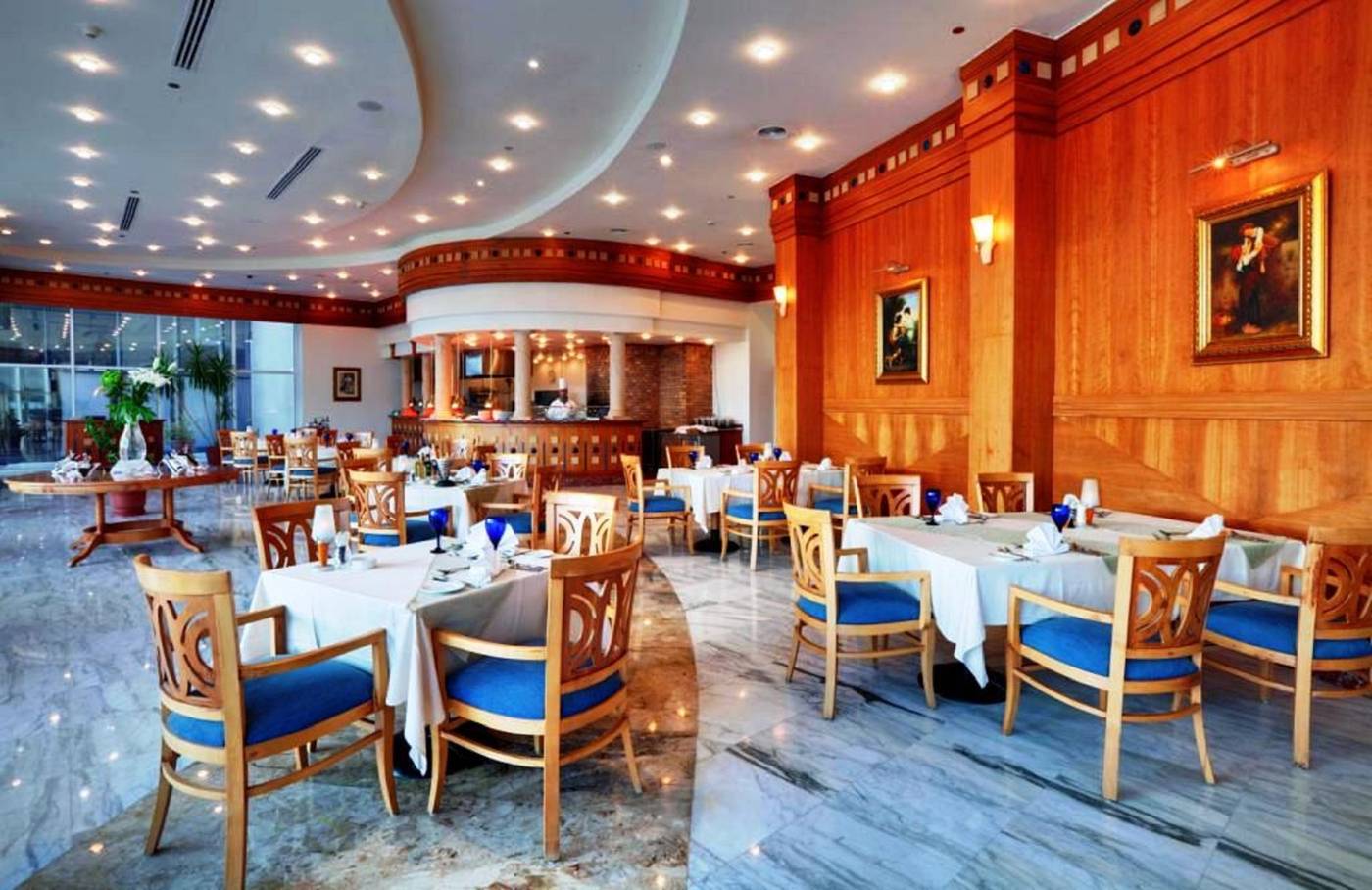 Maritim-Jolie-Ville-Royal-Peninsula-Restaurant-26