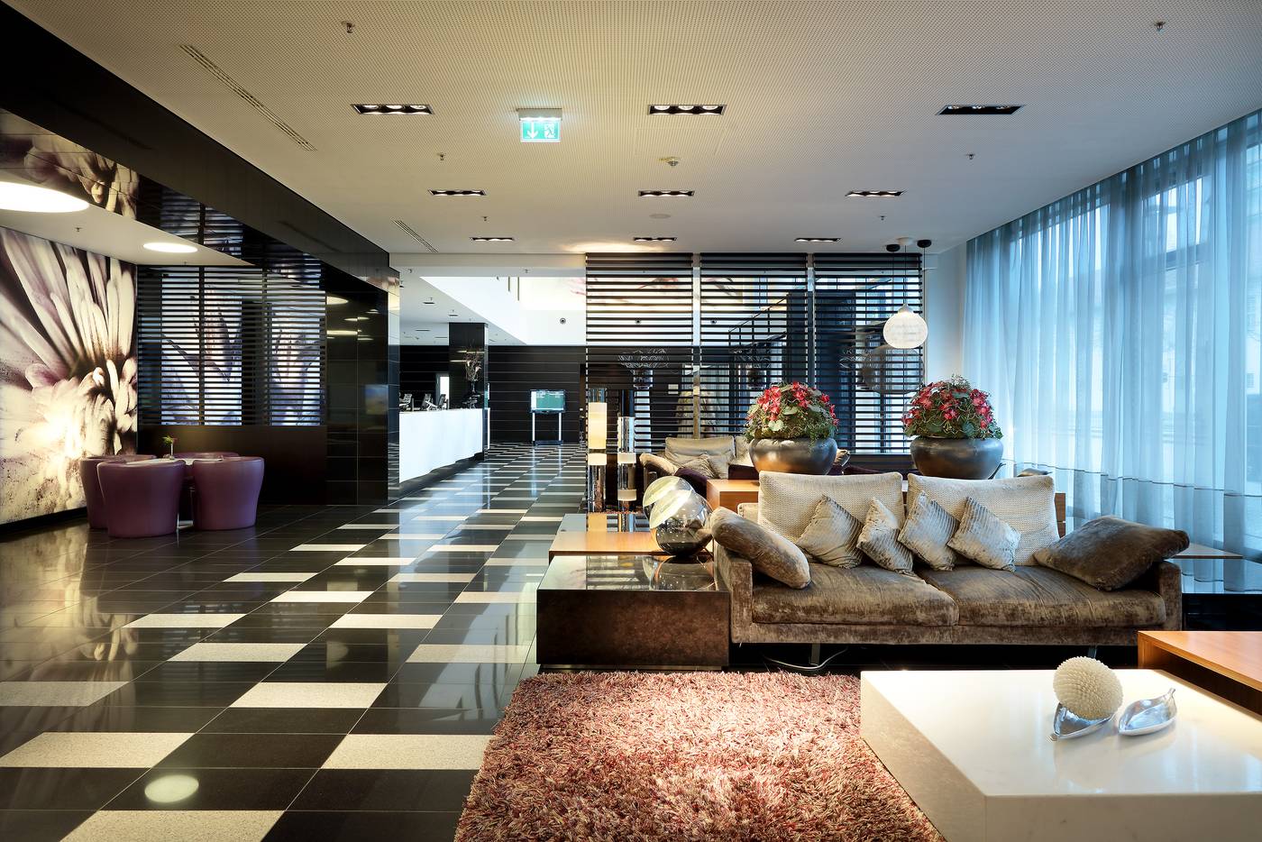 Eurostars-Grand-Central-Lobby-12