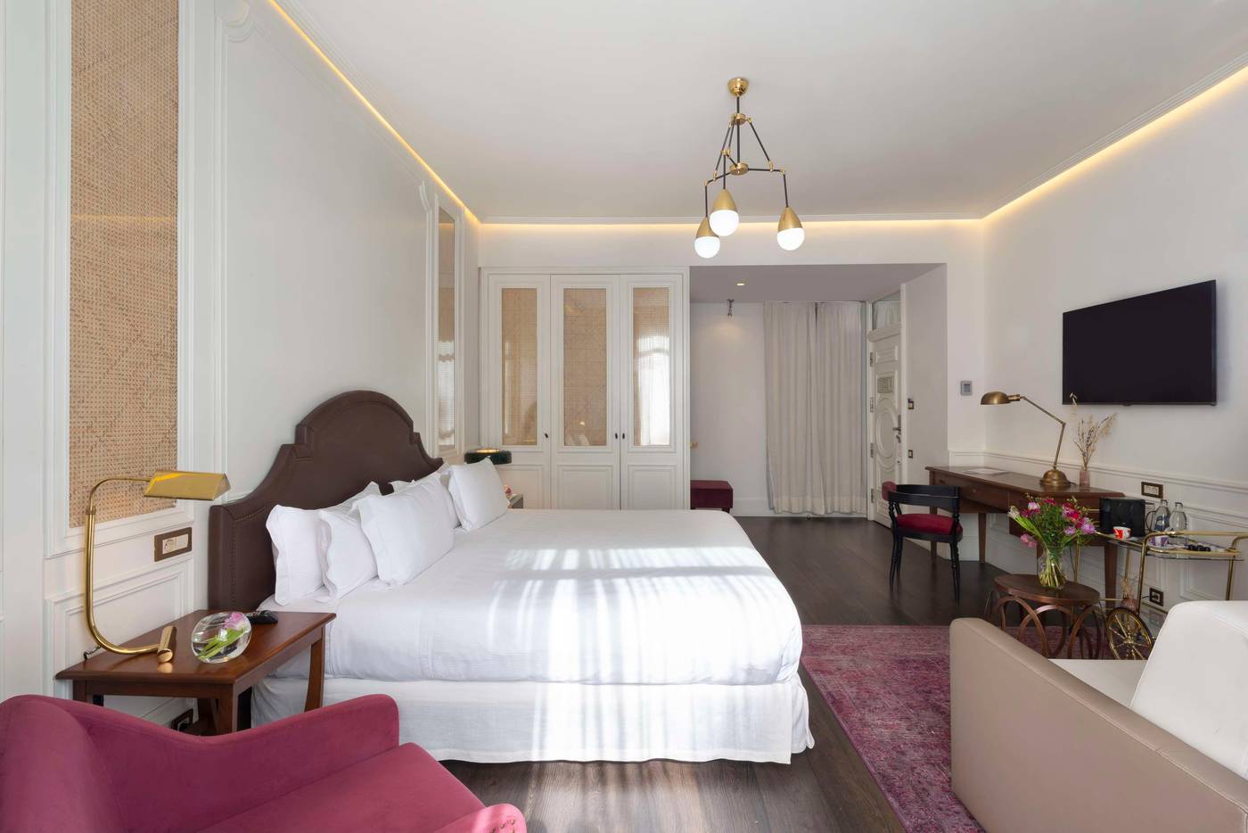 H10-Villa-de-la-Reina-Room-31