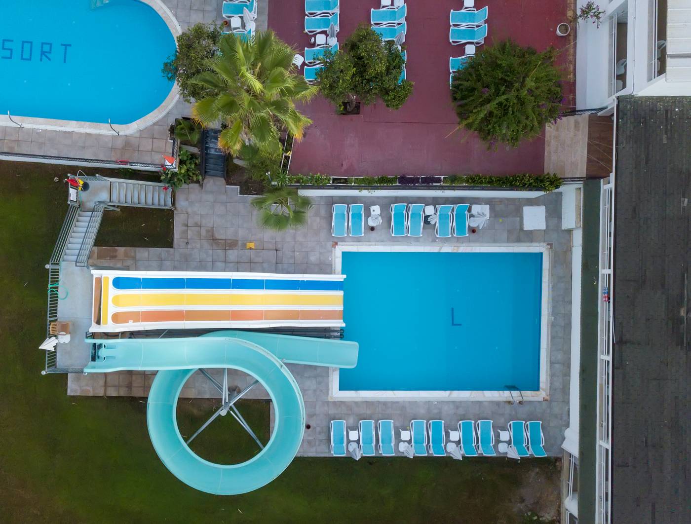 Armas-Gul-Beach-Pool-10