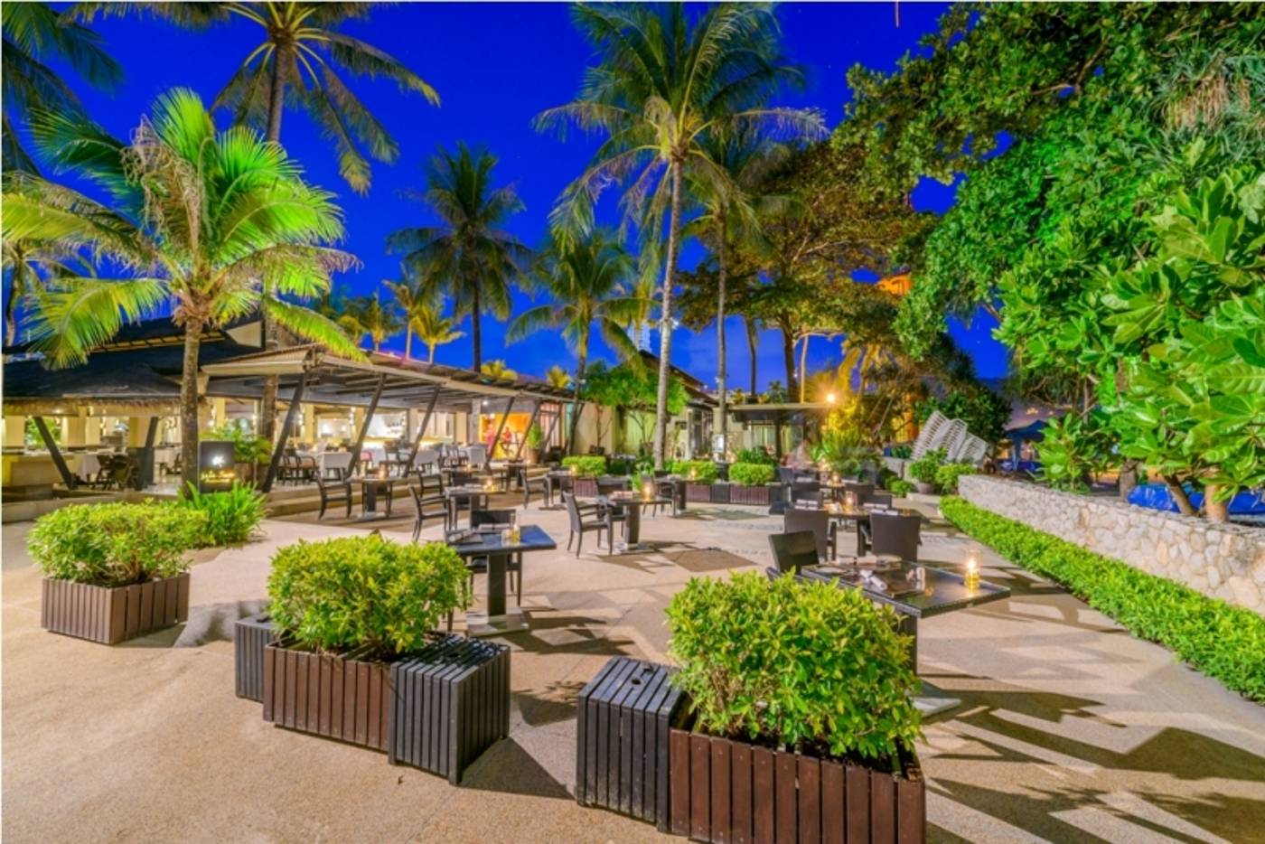 Impiana-Resort-Patong-Phuket-General-view-6