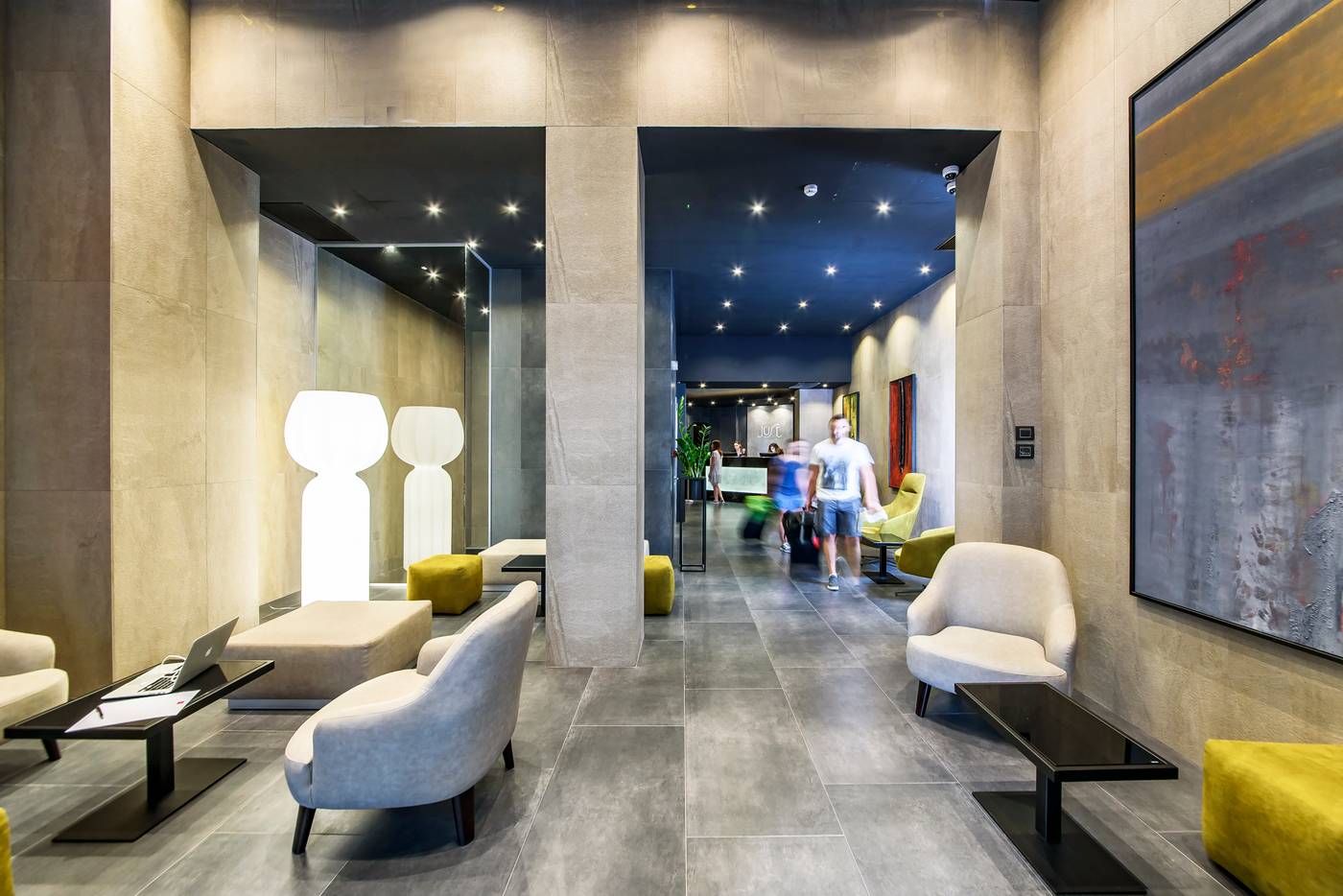 Just-Hotel-Milano-Lobby-9