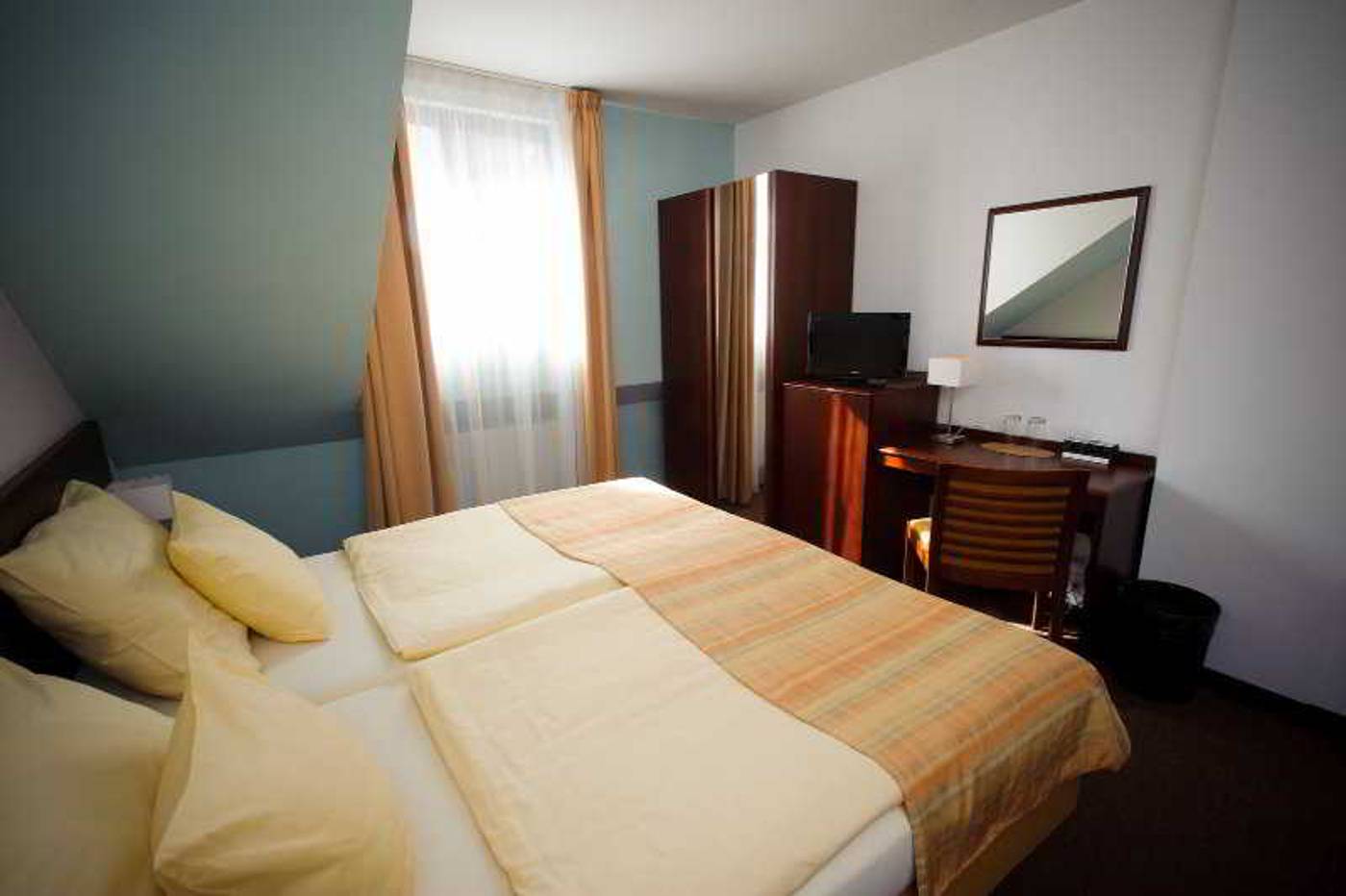 Hotel-Petr-Room-9