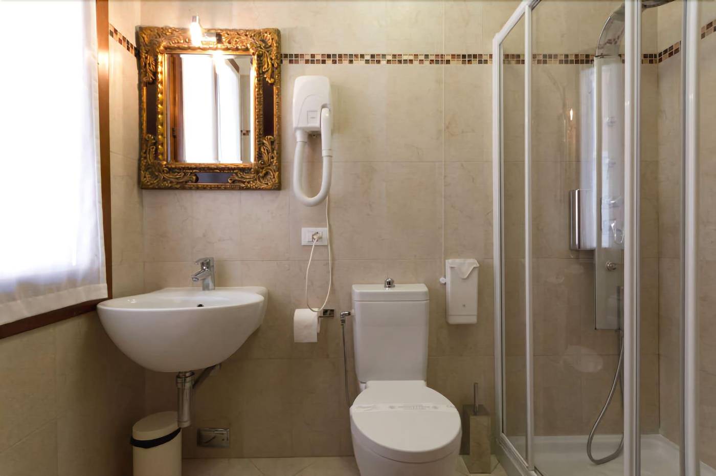 Albergo-Marin-Room-44