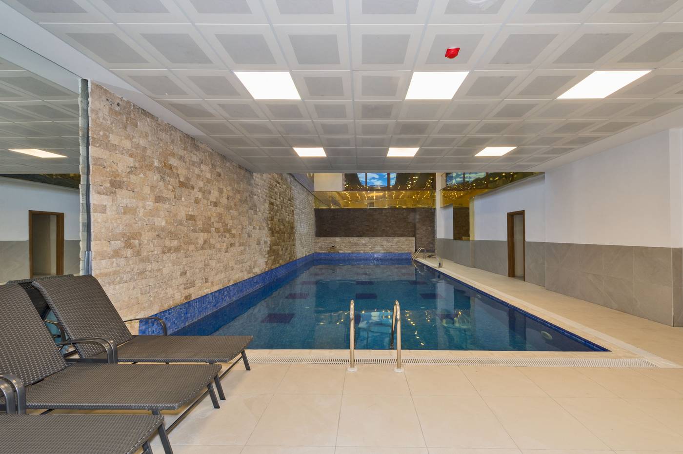 Harmony-Hotel-Pool-56