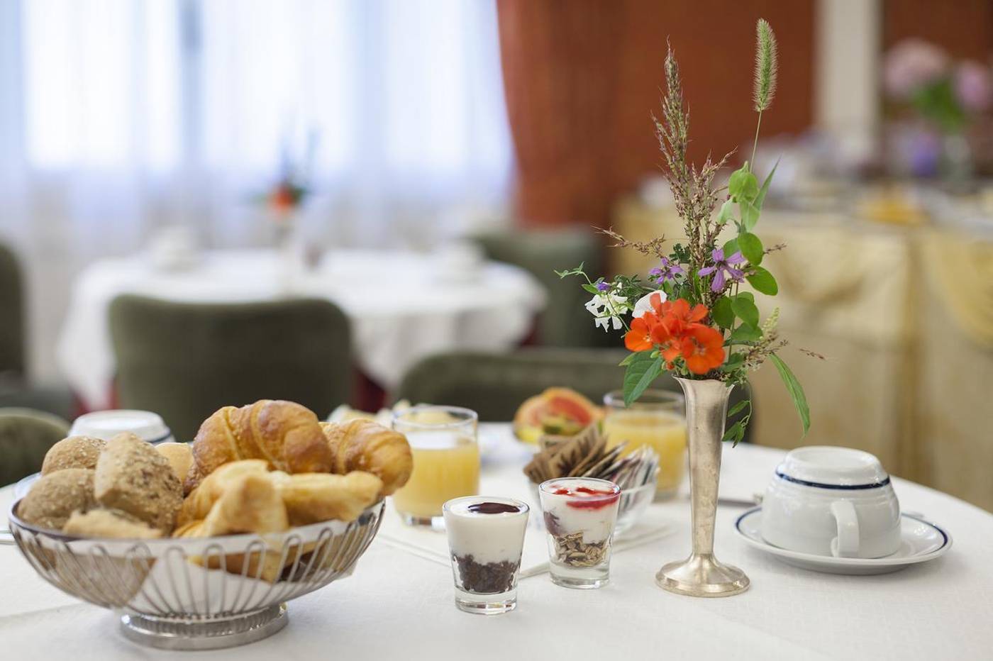 Hotel-Rigel-Restaurant-32