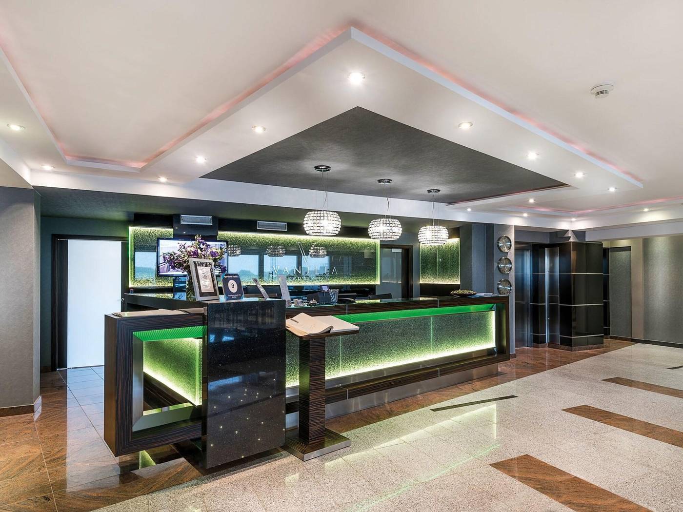 Vanilla-Aparthotel-Lobby-16