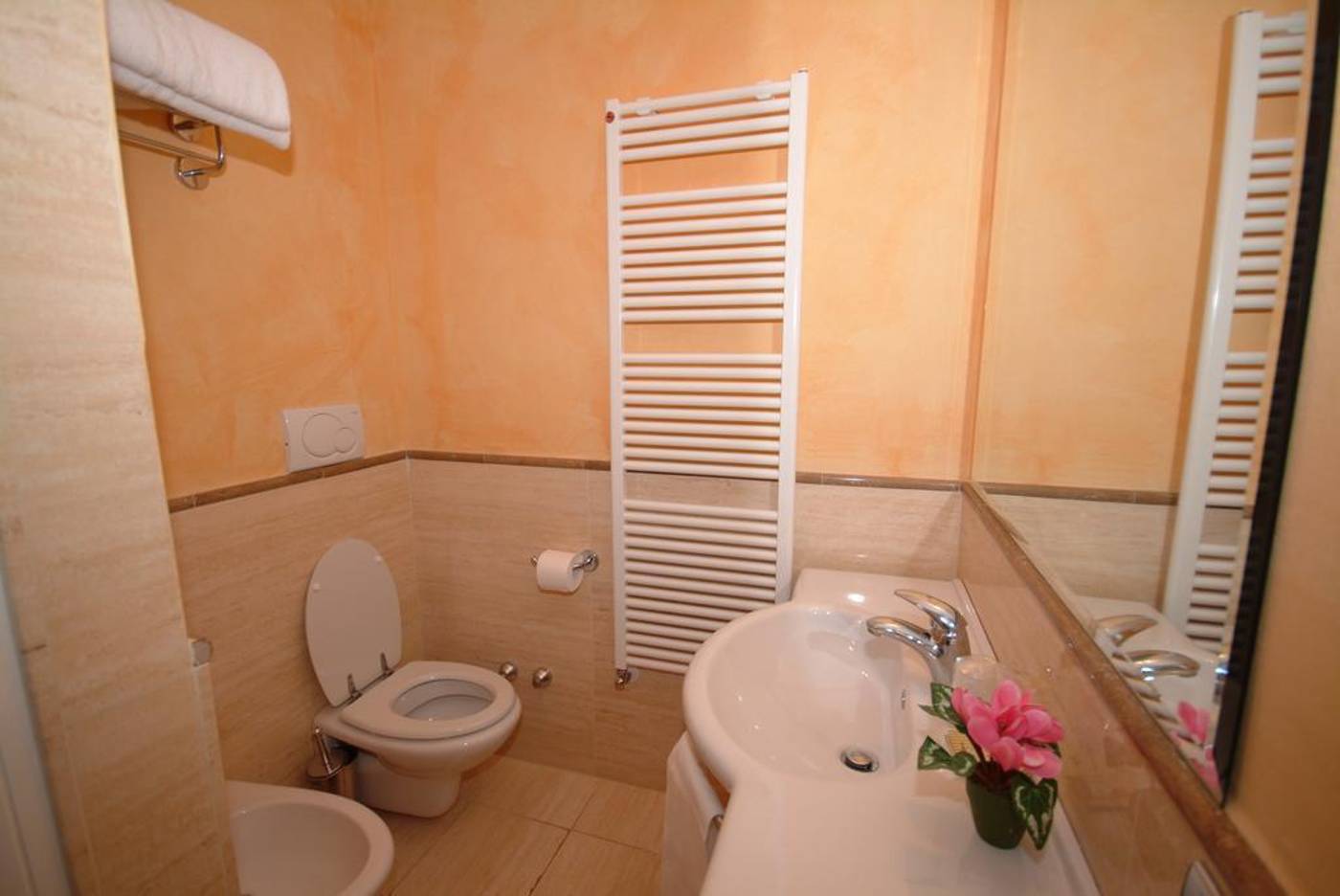 Corte-dei-Medici-General-view-16