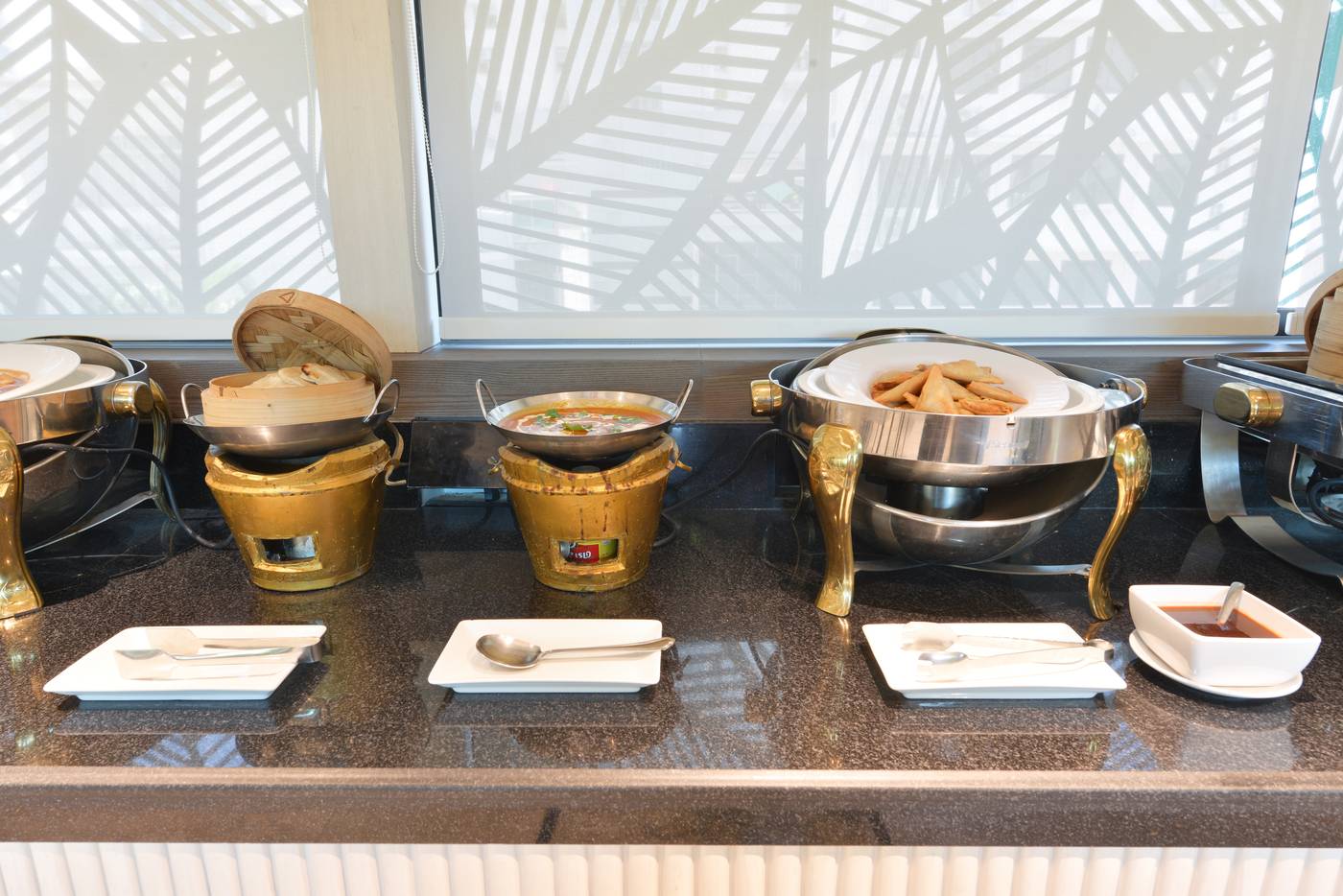 Centre-Point-Plus-Hotel-Pratunam-Restaurant-64