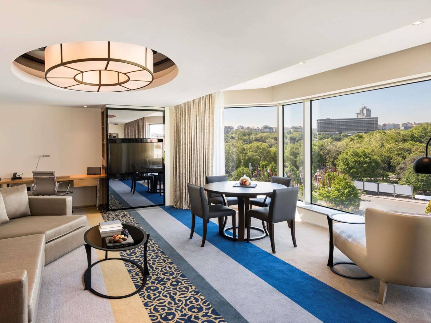 Swissotel-The-Bosphorus-Istanbul-Room-42