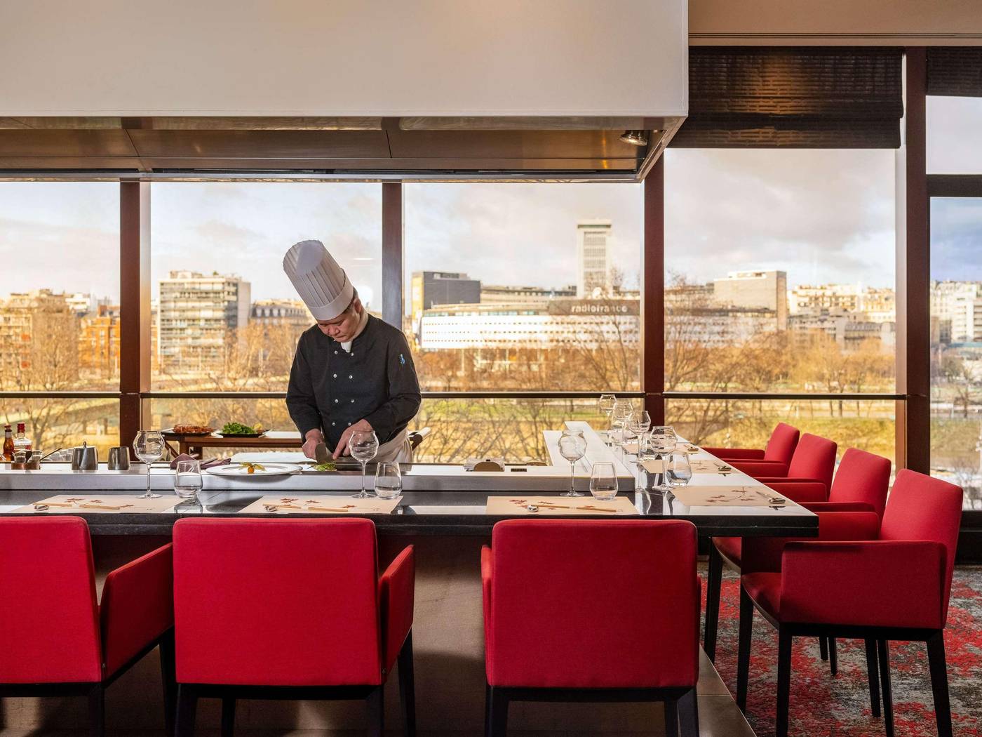 Novotel-Paris-Tour-Eiffel-Restaurant-69