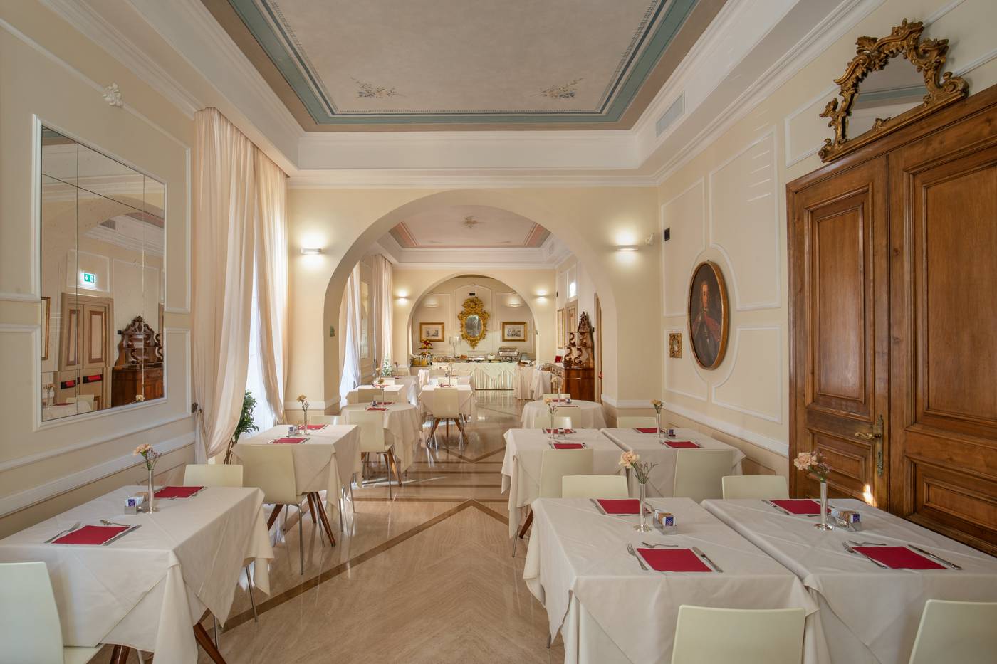 Hotel-Canada--BW-Premier-Collection-Restaurant-59